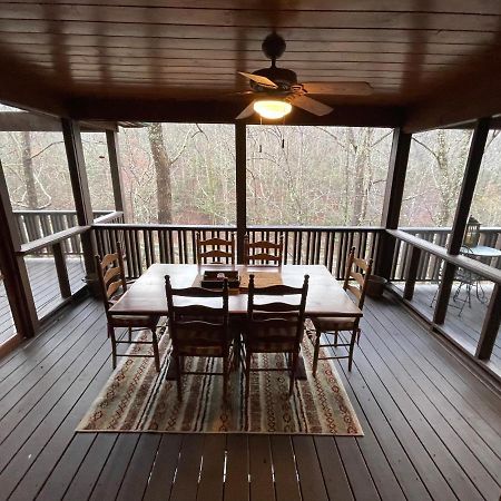 Cozy Creekfront Family Cabin-Pet Friendly -Gamerm-Hot Tub Hiawassee Eksteriør bilde