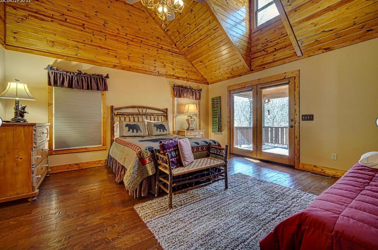 Cozy Creekfront Family Cabin-Pet Friendly -Gamerm-Hot Tub Hiawassee Eksteriør bilde