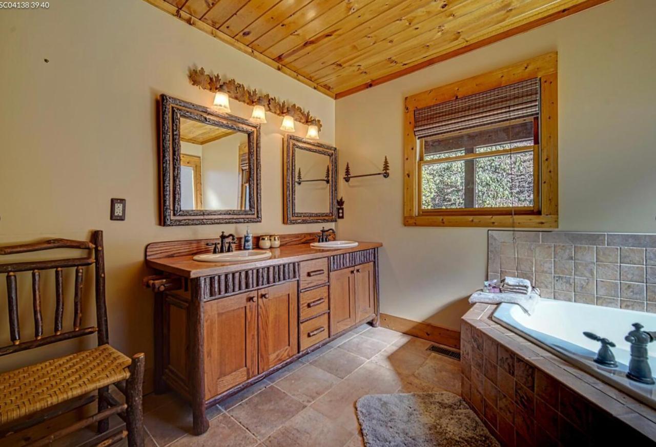 Cozy Creekfront Family Cabin-Pet Friendly -Gamerm-Hot Tub Hiawassee Eksteriør bilde