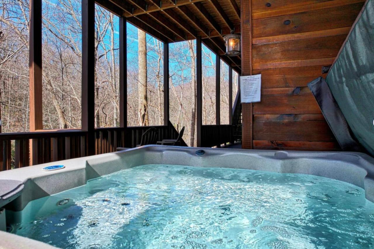 Cozy Creekfront Family Cabin-Pet Friendly -Gamerm-Hot Tub Hiawassee Eksteriør bilde