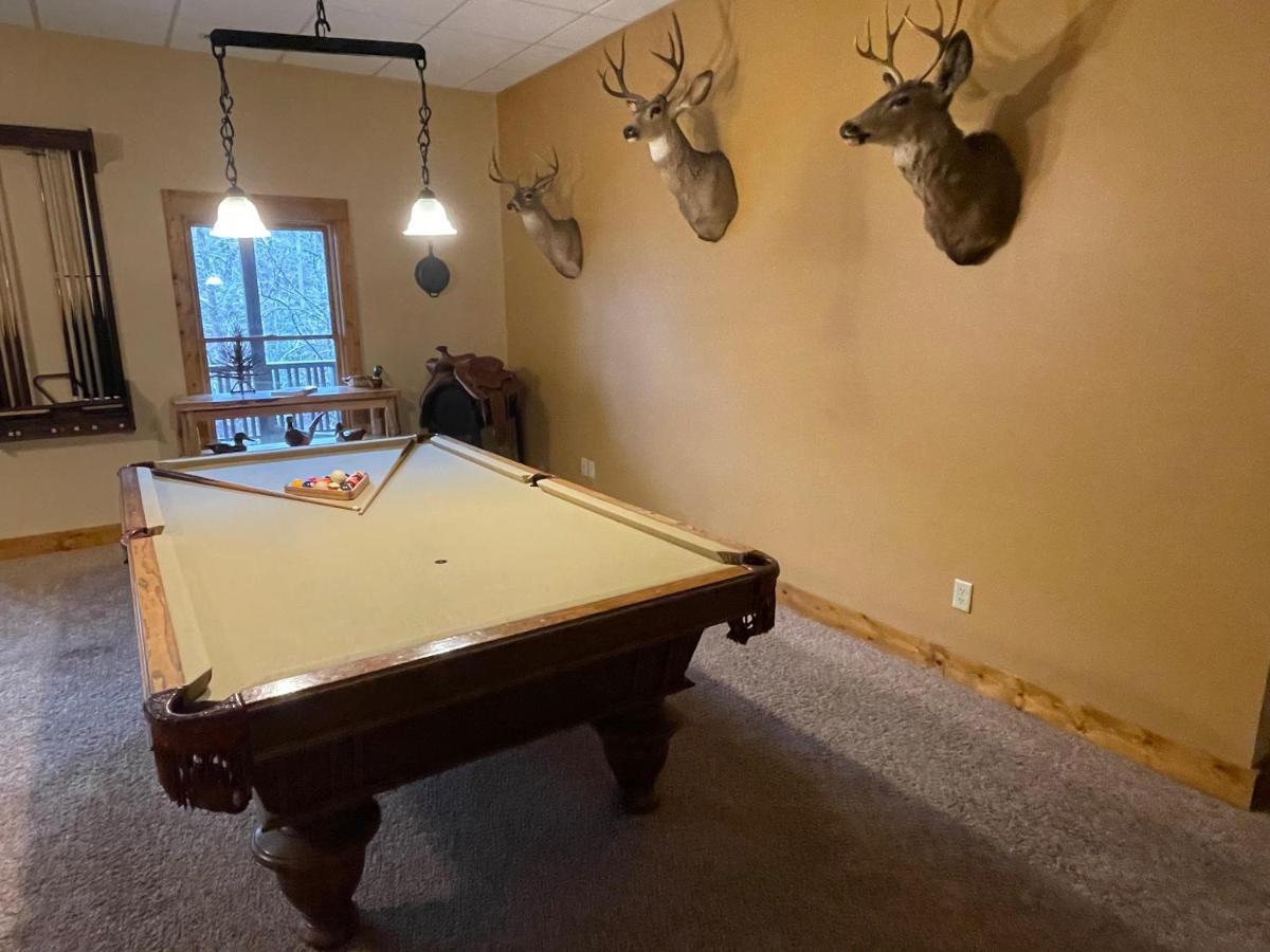 Cozy Creekfront Family Cabin-Pet Friendly -Gamerm-Hot Tub Hiawassee Eksteriør bilde