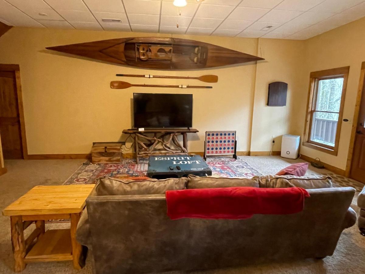 Cozy Creekfront Family Cabin-Pet Friendly -Gamerm-Hot Tub Hiawassee Eksteriør bilde